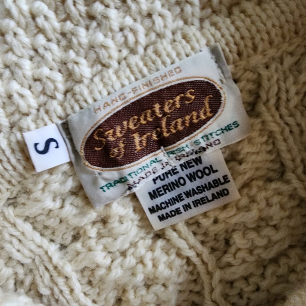 Vintage Irish Fisherman's Sweater Excellent Vintage Condition Button-Up Cardigan - Picture 5 of 16